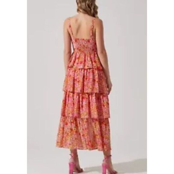 ASTR The Label Midsummer Floral Tiered Maxi Dress Size L - Picture 3 of 9